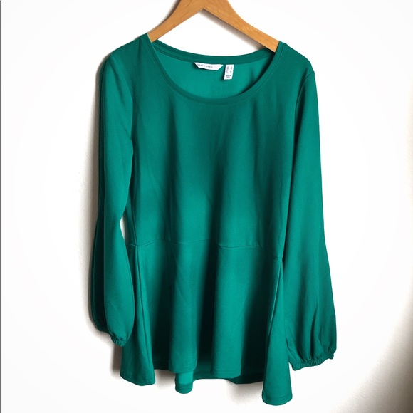 Pebble knit bishop sleeve top - Picture 2 of 5